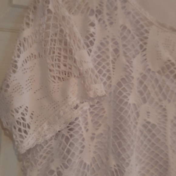 Top - Picture 3 of 5